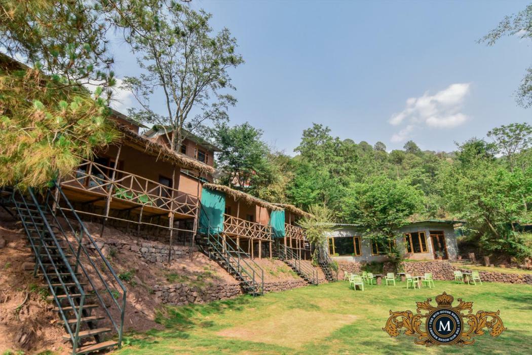 The Mud House Resort Kasauli Exterior foto